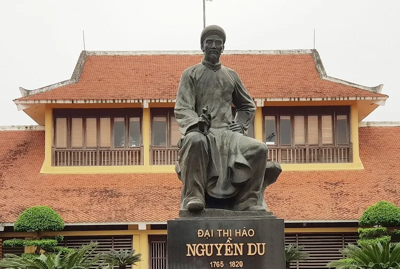 nguyen-du-la-ai
