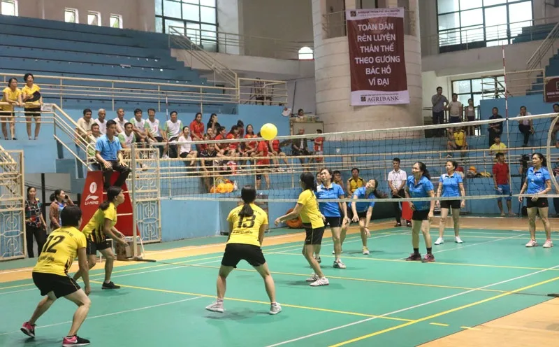 luat bong chuyen hoi